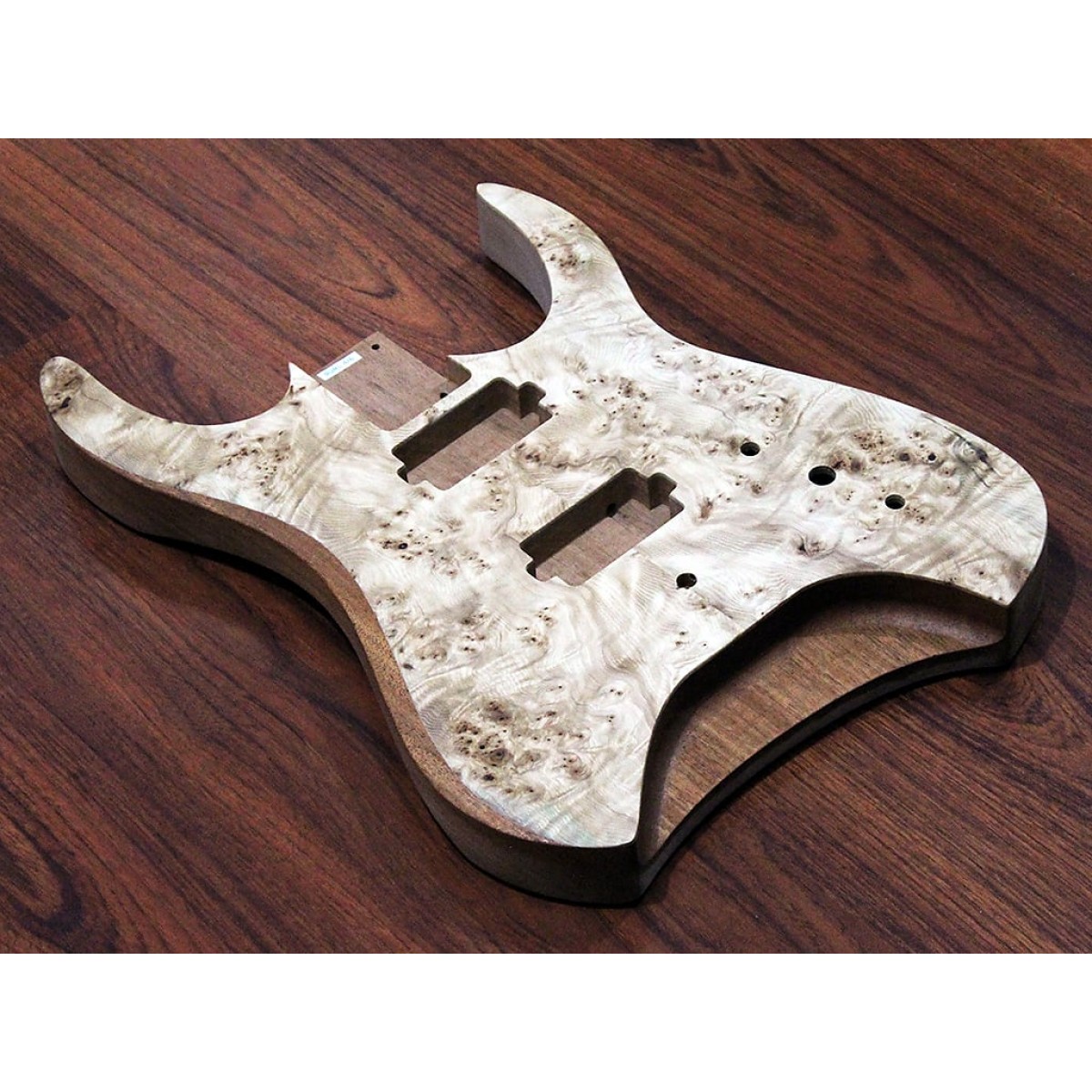 Headless MERUS - DIY Guitar Kit, Maple Burl, 6-String