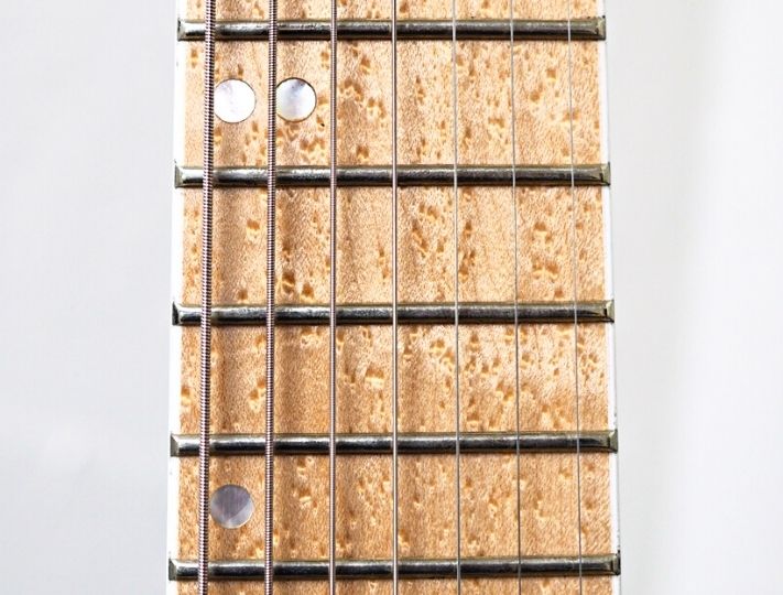 BIRDSEYE MAPLE FRETBOARD